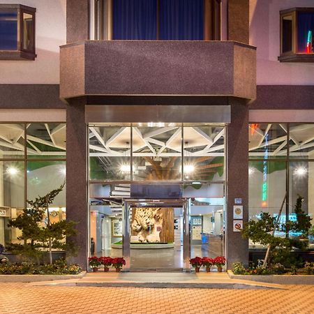 Yadi Hotel Puli Bagian luar foto