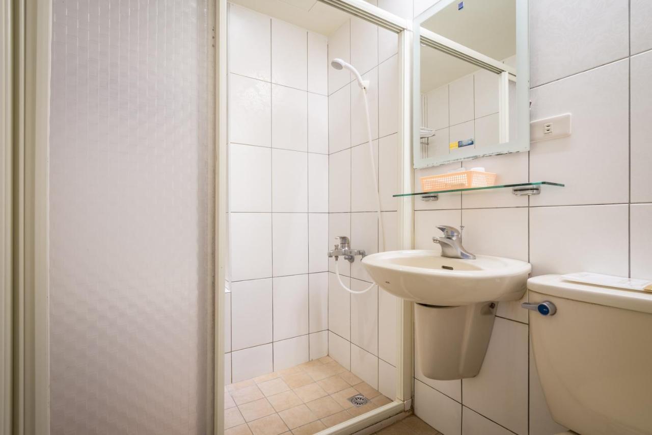 Yadi Hotel Puli Bagian luar foto